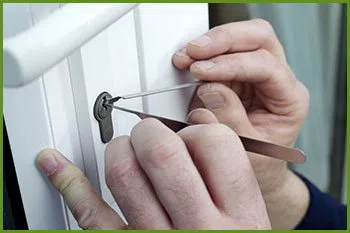 Neighborhood Locksmith Services Boxborough, MA 978-241-7432 - 3-cheap-locksmith-near-me